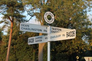 Signpost in Spelsbury village 2015